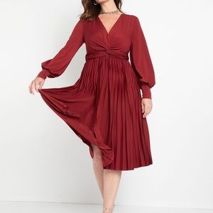 NWT Eloquii knot front pleated skirt dress in cabernet